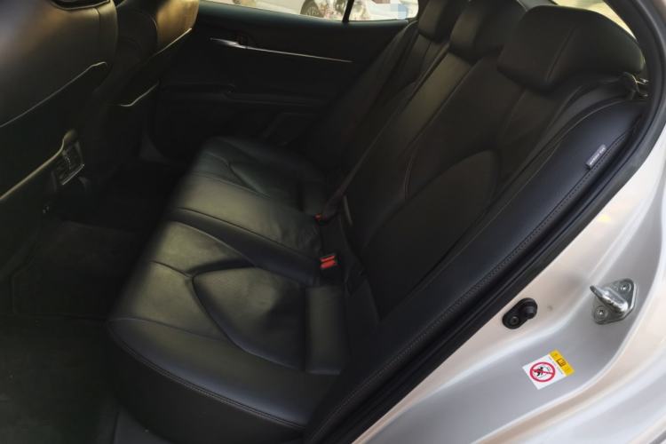 Used Toyota Camry 2018 2.0G Luxury Edition Left Rear Seat