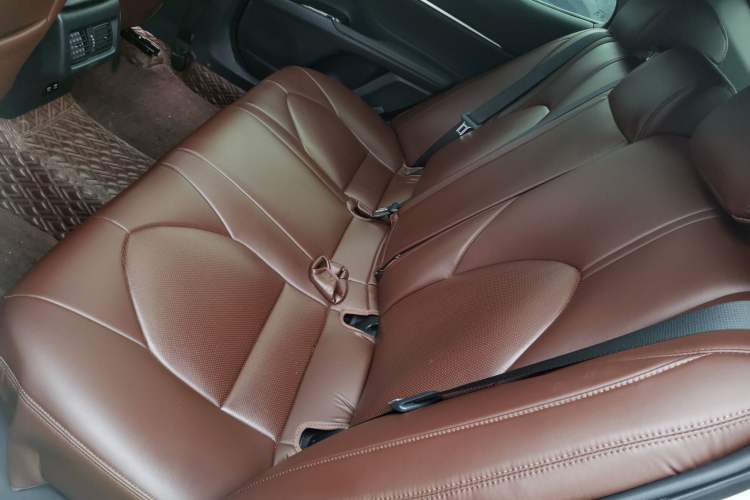 Used Toyota Camry 2018 2.5G Luxury Edition Left Rear Seat