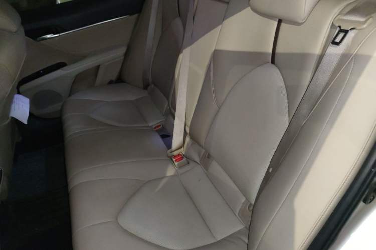 Used Toyota Camry 2018 Dual-Engine 2.5 HG Luxury Edition Left Rear Seat