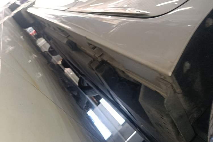 Used Toyota Camry 2018 2.5G Luxury Edition Left Side Sill