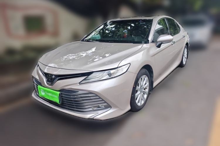 Used Toyota Camry 2018 2.0G Luxury Edition Guazi used car, China used car export, Used car for sale, Used cars, Cheapest cars for sale