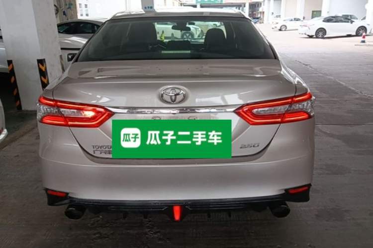 Used Toyota Camry 2018 2.5G Luxury Edition Rear