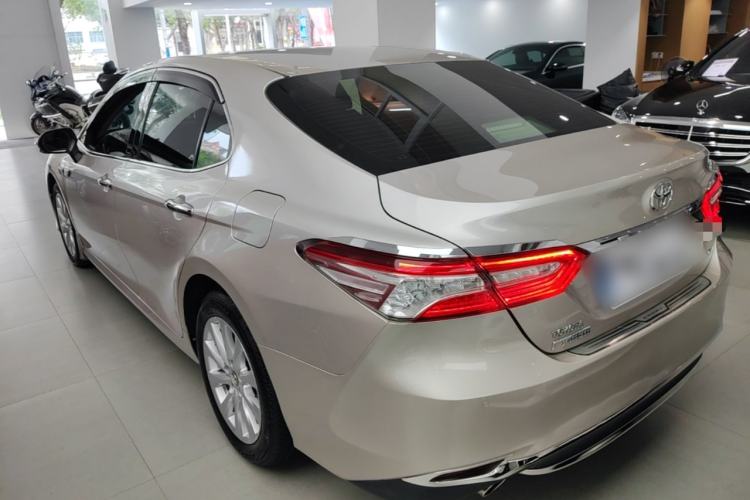 Used Toyota Camry 2018 2.0G Luxury Edition Rear Left 45 Deg