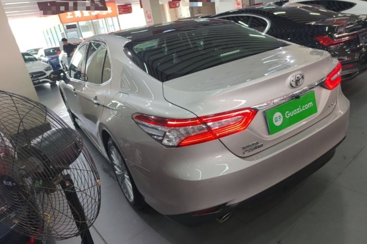 Used Toyota Camry 2018 2.5G Luxury Edition Rear Left 45 Deg