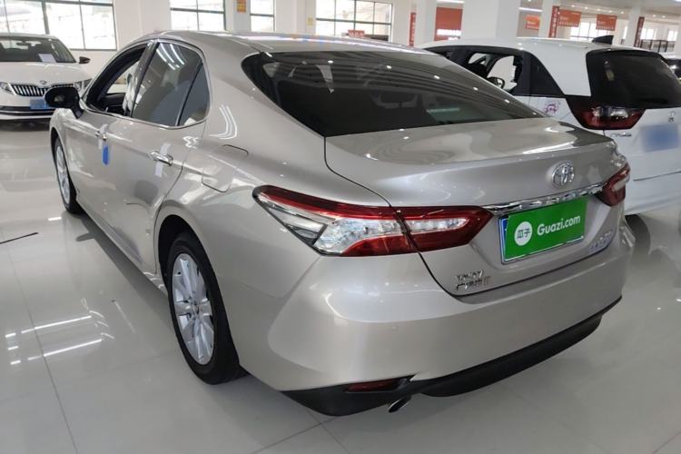 Used Toyota Camry 2018 2.0G Luxury Edition Rear Left 45 Deg