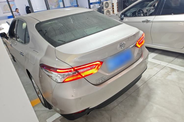 Used Toyota Camry 2018 2.0G Luxury Edition Rear Left 45 Deg