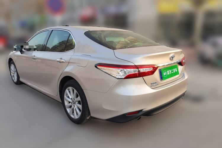 Used Toyota Camry 2018 2.0G Luxury Edition Rear Left 45 Deg