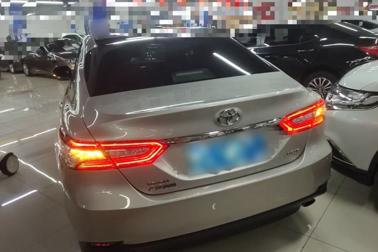 Used Toyota Camry 2018 2.5G Luxury Edition Rear Left 45 Deg