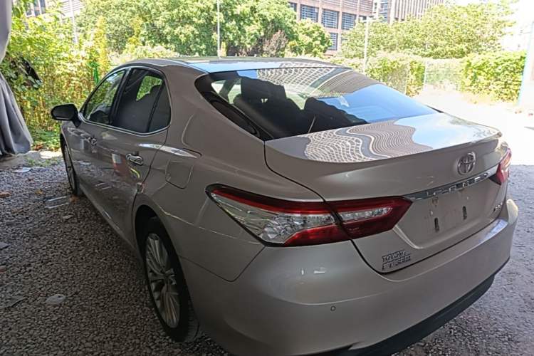 Used Toyota Camry 2018 2.5G Luxury Edition Rear Left 45 Deg