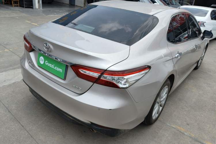 Used Toyota Camry 2018 2.0G Luxury Edition Rear Right 45 Deg