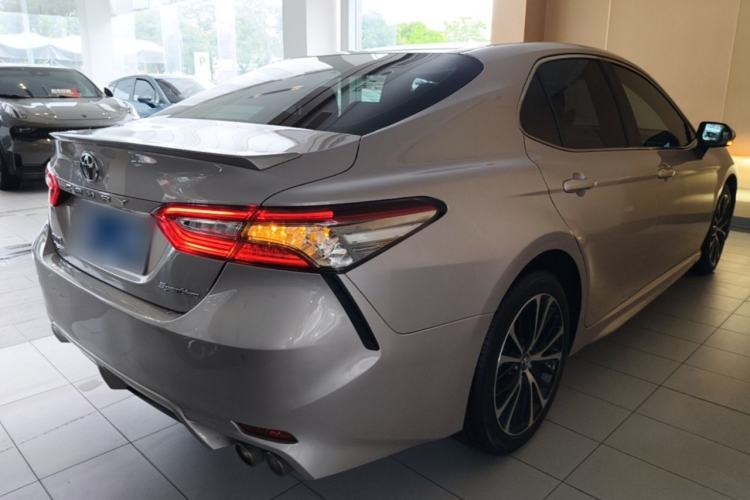 Used Toyota Camry 2018 2.5S Fēngshàng Edition Rear Right 45 Deg