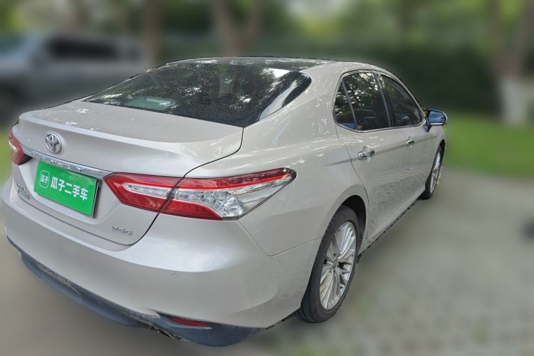 Used Toyota Camry 2018 2.5G Luxury Edition Rear Right 45 Deg