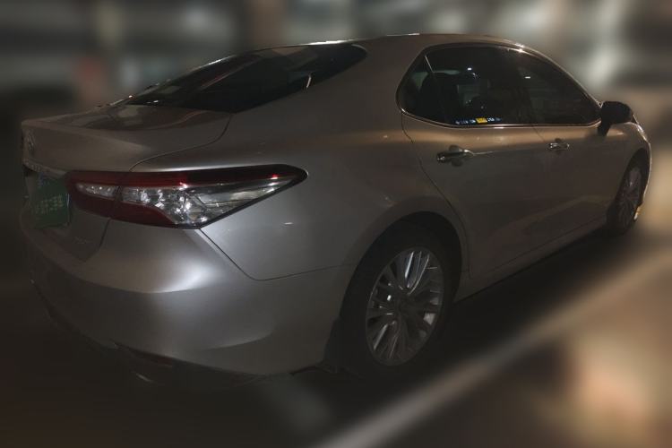 Used Toyota Camry 2018 2.5G Luxury Edition Rear Right 45 Deg