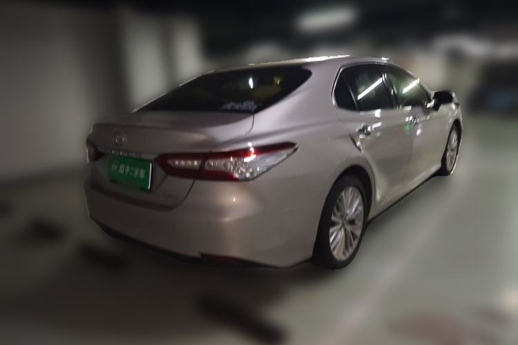Used Toyota Camry 2018 2.5G Luxury Edition Rear Right 45 Deg