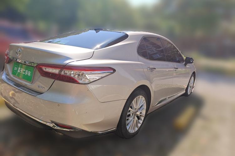 Used Toyota Camry 2018 2.5G Luxury Edition Rear Right 45 Deg