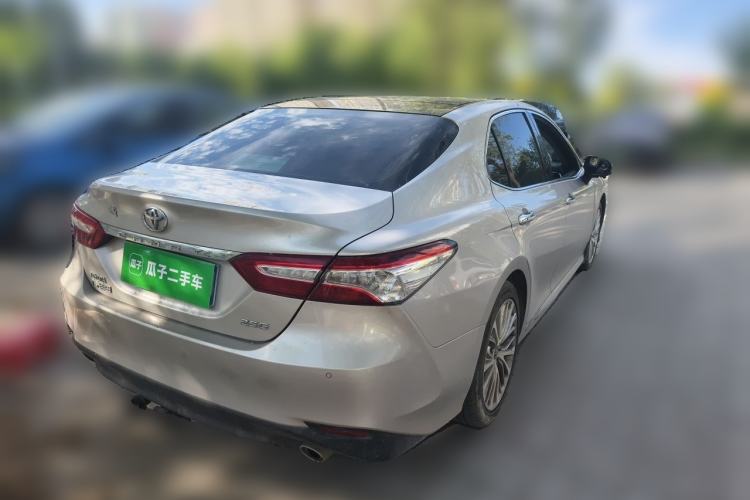 Used Toyota Camry 2018 2.5G Luxury Edition Rear Right 45 Deg