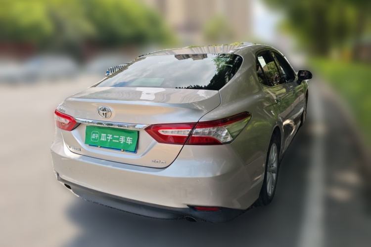 Used Toyota Camry 2018 2.0G Luxury Edition Rear Right 45 Deg
