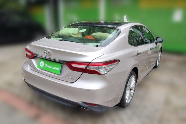 Used Toyota Camry 2018 2.5G Luxury Edition Rear Right 45 Deg