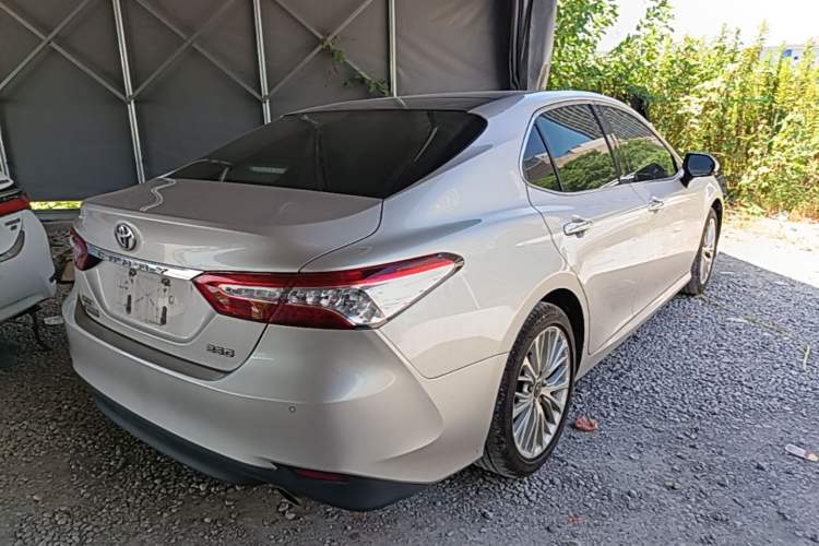 Used Toyota Camry 2018 2.5G Luxury Edition Rear Right 45 Deg