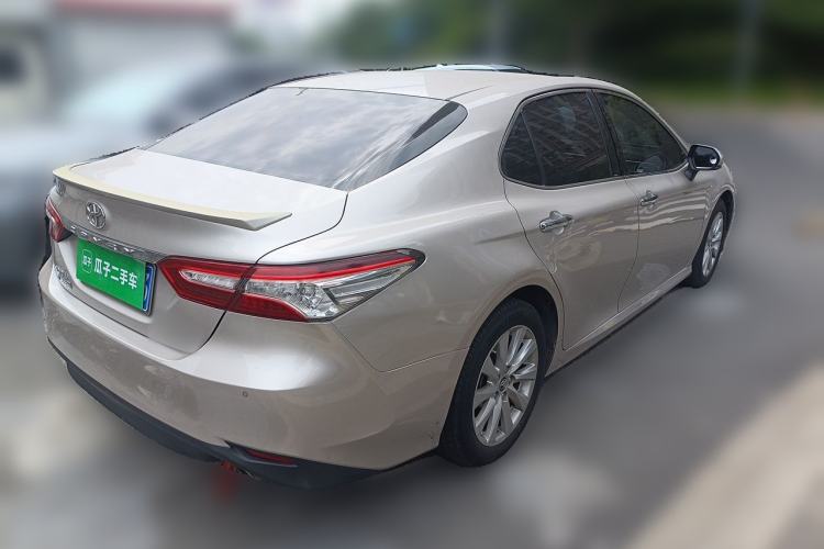 Used Toyota Camry 2018 2.0G Luxury Edition Rear Right 45 Deg