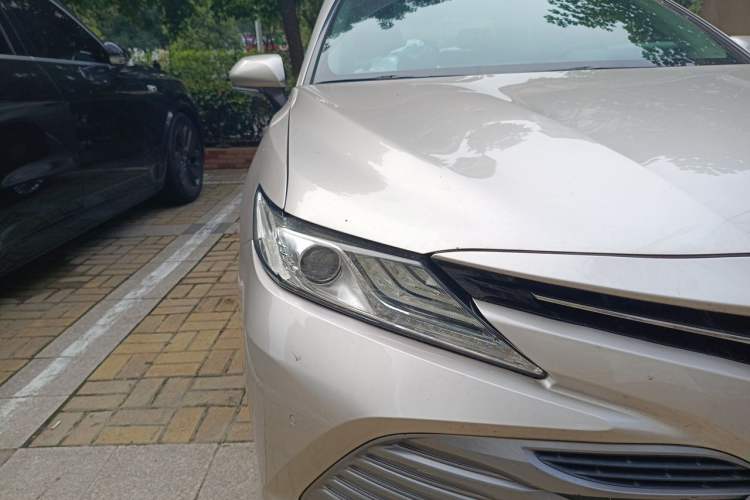 Used Toyota Camry 2018 2.5G Luxury Edition Right Front Headlight