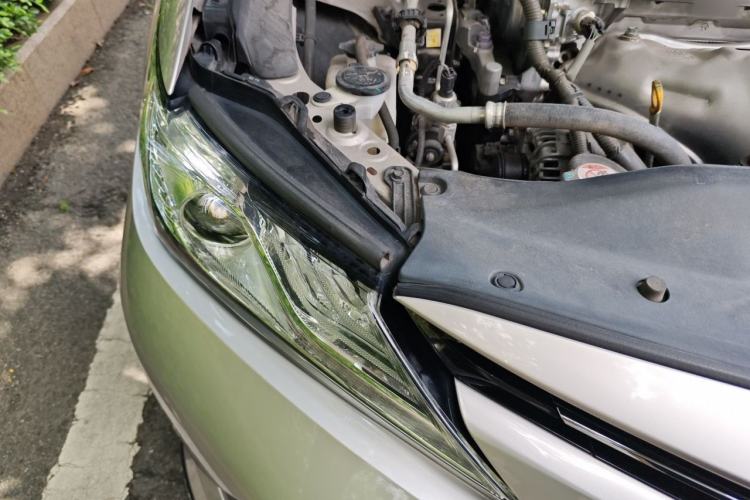 Used Toyota Camry 2018 2.0G Luxury Edition Right Front Headlight
