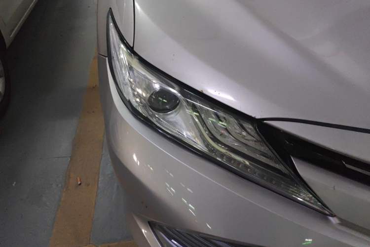 Used Toyota Camry 2018 2.0G Luxury Edition Right Front Headlight