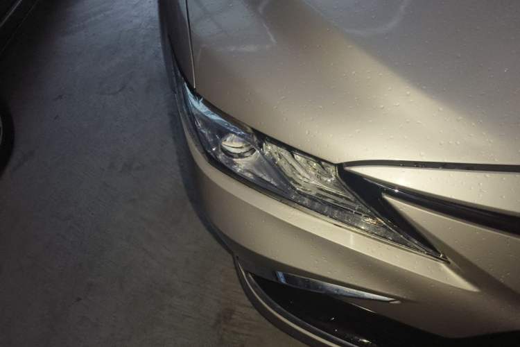 Used Toyota Camry 2018 2.0G Luxury Edition Right Front Headlight