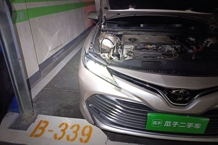 Used Toyota Camry 2018 2.5G Luxury Edition Right Front Headlight