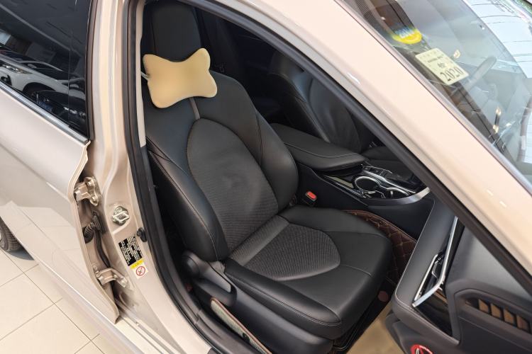 Used Toyota Camry 2018 2.5S Fēngshàng Edition Right Front Seat