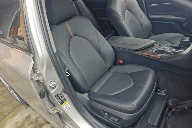 Used Toyota Camry 2018 2.5G Luxury Edition Right Front Seat