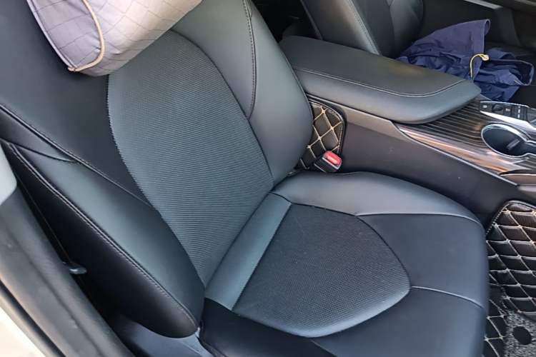 Used Toyota Camry 2018 2.5G Luxury Edition Right Front Seat