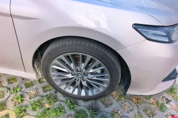 Used Toyota Camry 2018 Dual-Engine 2.5HQ Flagship Edition Right Front Wheel Hub