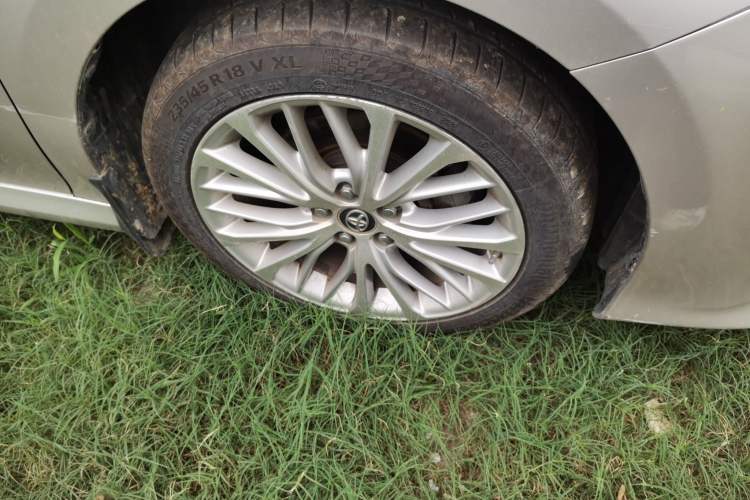 Used Toyota Camry 2018 2.5G Luxury Edition Right Front Wheel Hub