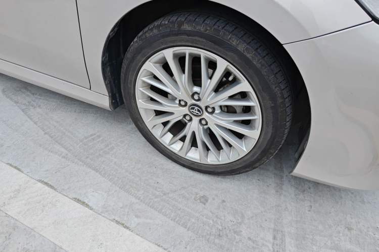 Used Toyota Camry 2018 2.5G Luxury Edition Right Front Wheel Hub