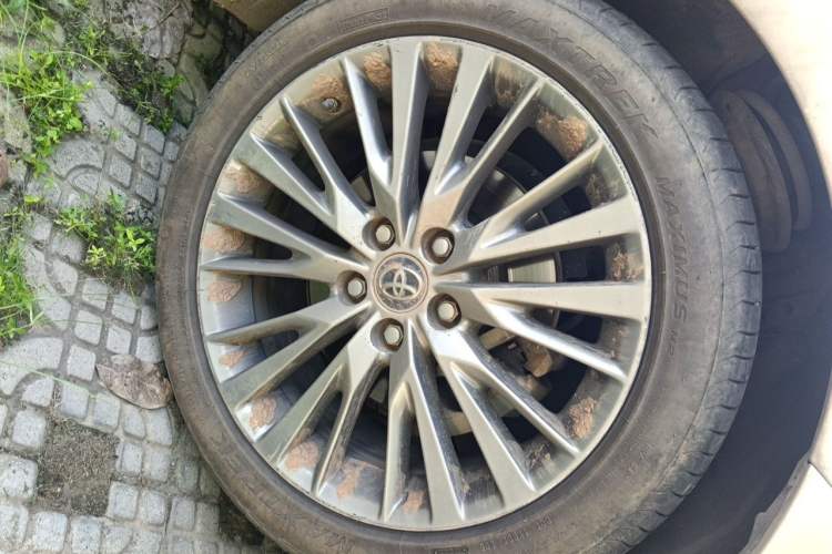 Used Toyota Camry 2018 Dual-Engine 2.5 HG Luxury Edition Right Front Wheel Hub
