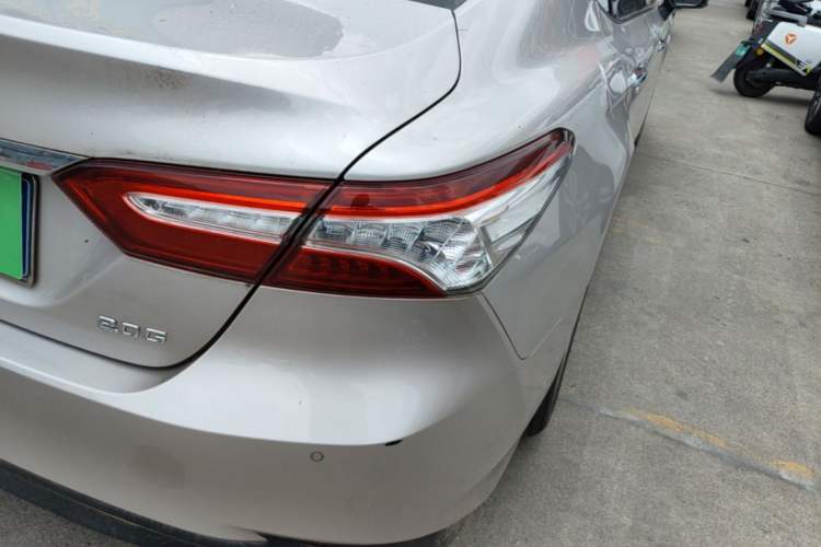 Used Toyota Camry 2018 2.0G Luxury Edition Right Rear Taillight