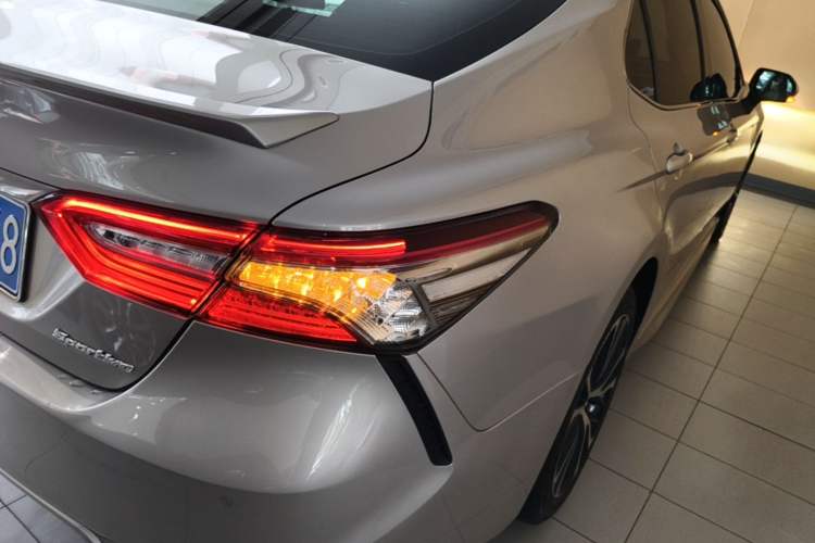 Used Toyota Camry 2018 2.5S Fēngshàng Edition Right Rear Taillight