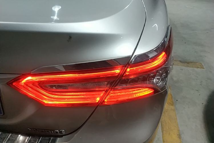 Used Toyota Camry 2018 Dual-Engine 2.5 HG Luxury Edition Right Rear Taillight