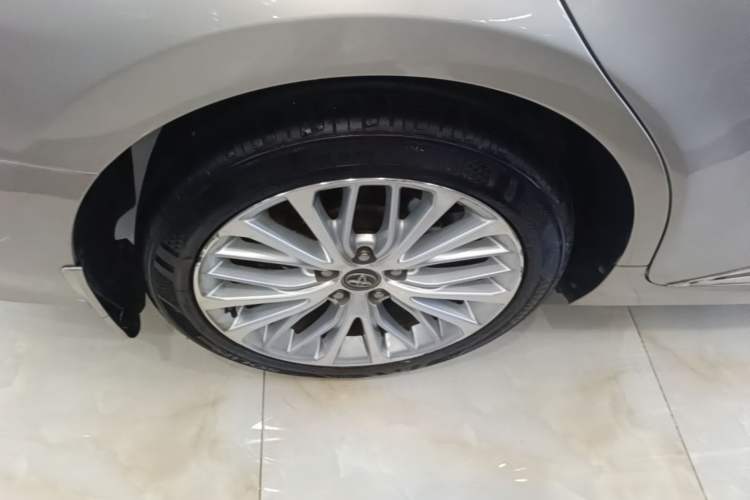 Used Toyota Camry 2018 2.5G Luxury Edition Right Rear Wheel Hub