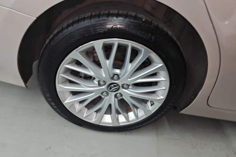 Used Toyota Camry 2018 2.5G Luxury Edition Right Rear Wheel Hub