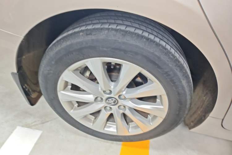 Used Toyota Camry 2018 2.0G Luxury Edition Right Rear Wheel Hub