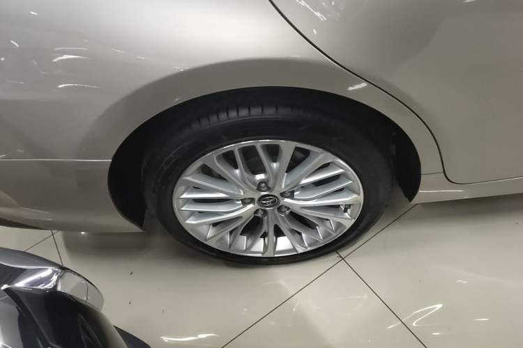 Used Toyota Camry 2018 2.5G Luxury Edition Right Rear Wheel Hub