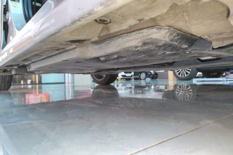 Used Toyota Camry 2018 2.5G Luxury Edition Right Side Sill