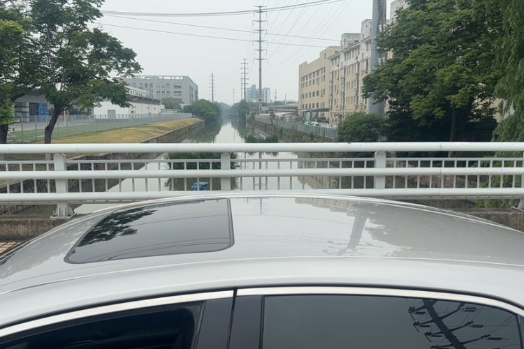 Used Toyota Camry 2018 2.0G Luxury Edition Roof