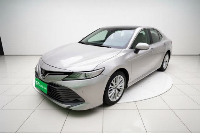 Ojetý Toyota Camry 2018 2.5G Luxury Edition