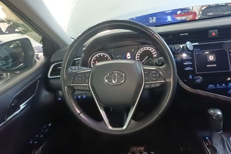 Used Toyota Camry 2018 2.5G Luxury Edition Steering Wheel