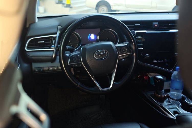 Used Toyota Camry 2018 2.5G Luxury Edition Steering Wheel