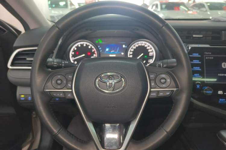 Used Toyota Camry 2018 2.5G Luxury Edition Steering Wheel