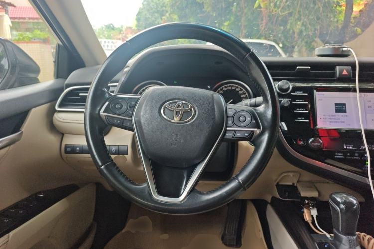 Used Toyota Camry 2018 2.0G Luxury Edition Steering Wheel